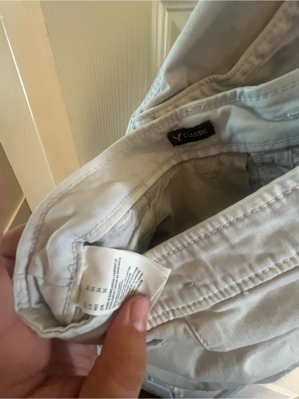 American Eagle Classic Fit Extreme Flex Light Blue Chino Shorts Size 34